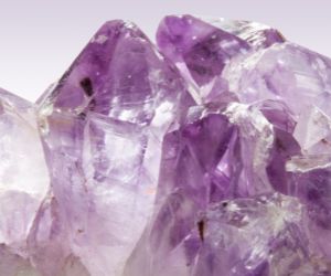 Best Crystals to Heal Stress and Anger amethyst crystal